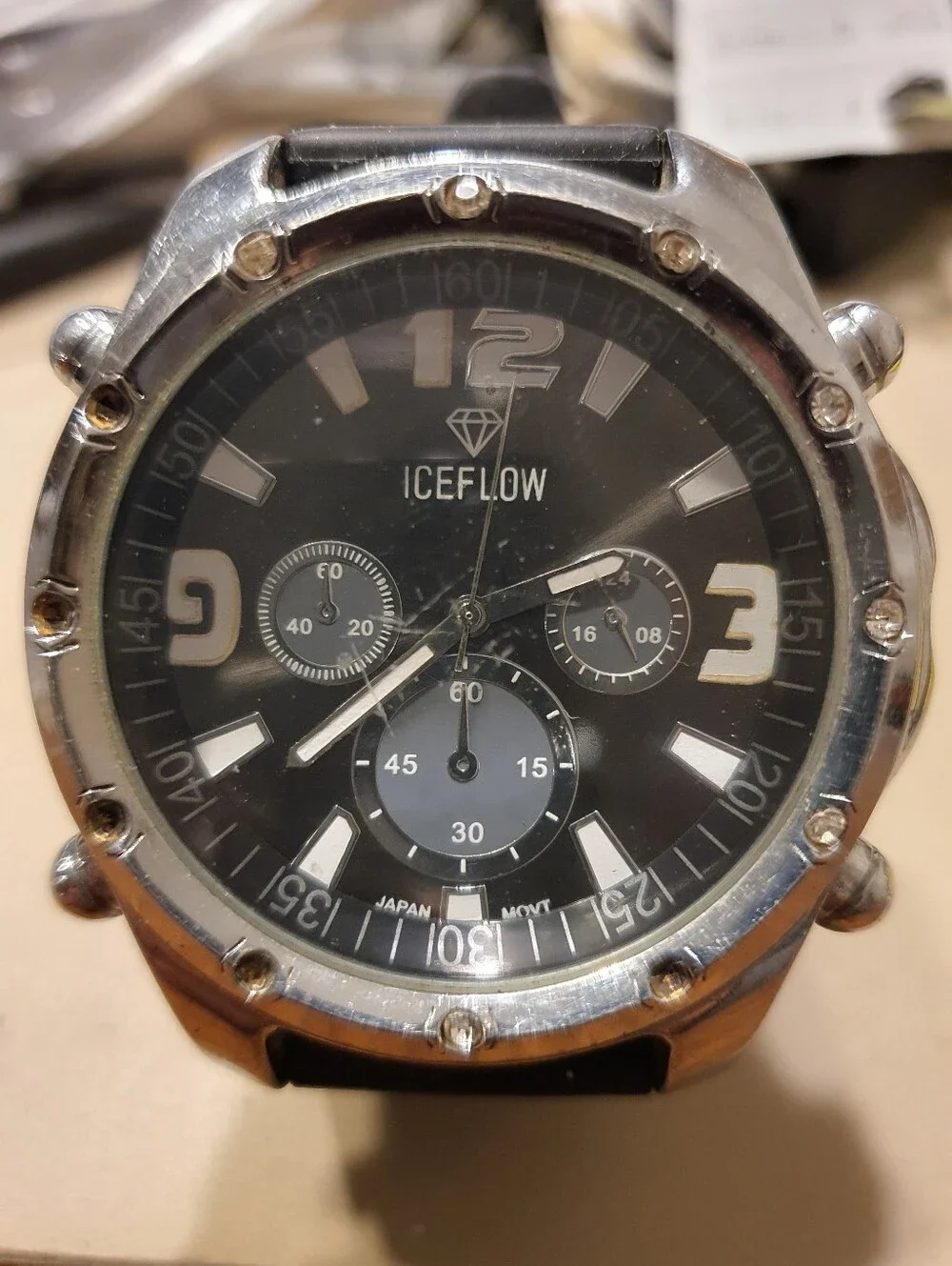 10/$20 Iceflow Silver/Black Rhinestone Rubber Oversized Men's Watch
